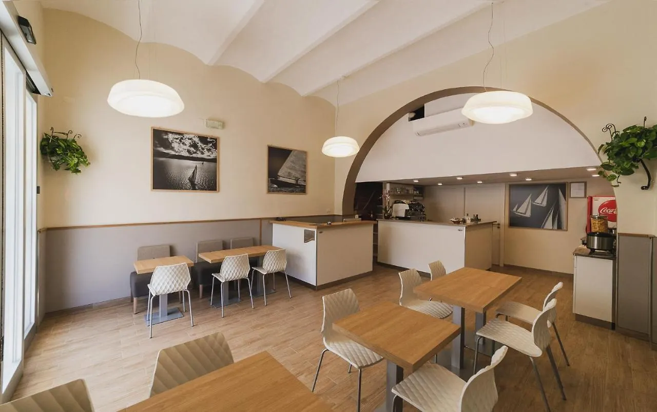 Hotel Alfiero Porto Santo Stefano  2*, Porto Santo Stefano (Grosseto) Italië